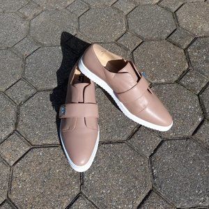 Karl Lagerfeld Celina Mauve leather slip-on casual sz 8.5M New!